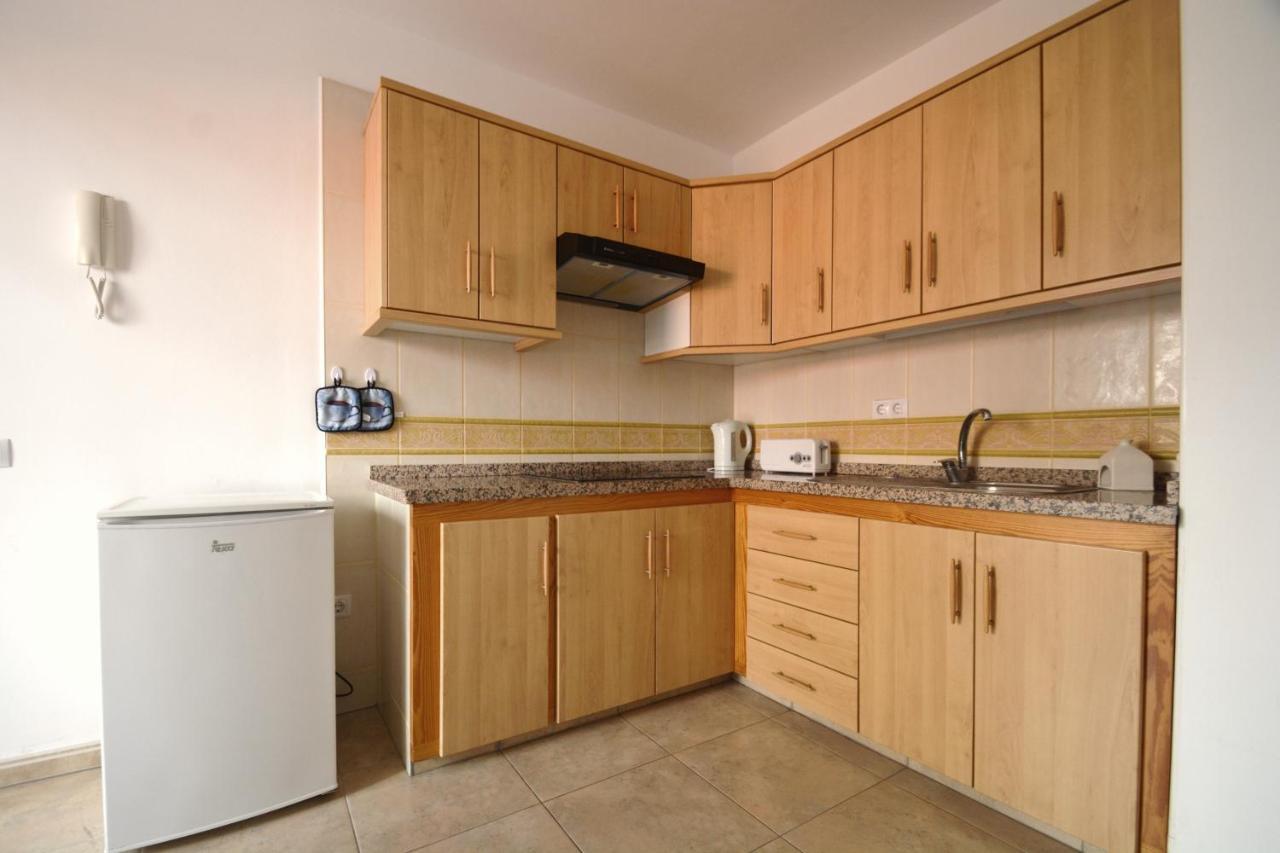 Apartamentos Andrea Калера Экстерьер фото
